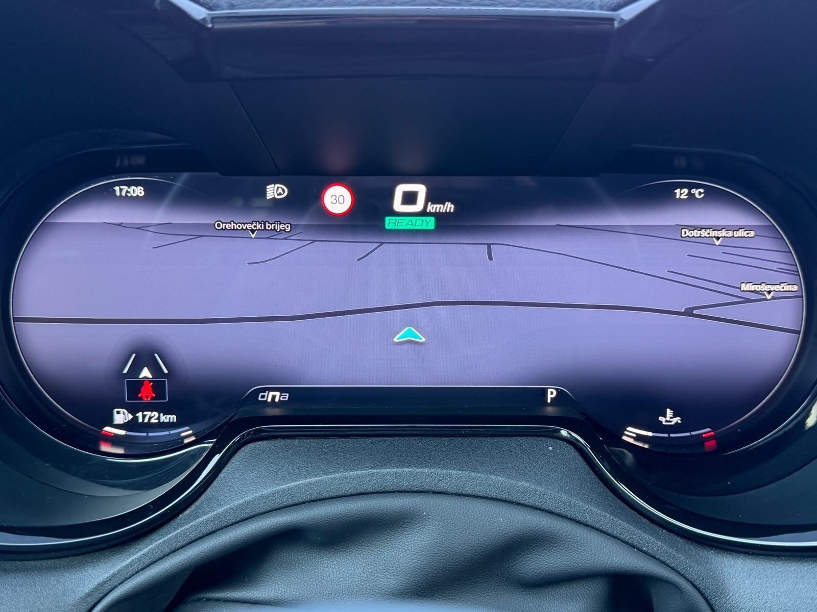 2023 Alfa Romeo Tonale — fotografija 16