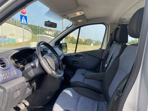 2017 Opel Vivaro — sličica 6