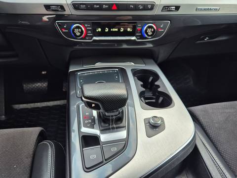 2015 Audi Q7 S line — sličica 22