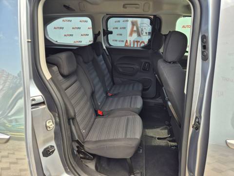 2022 Opel Combo — sličica 15