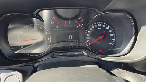 2022 Opel Combo — sličica 11