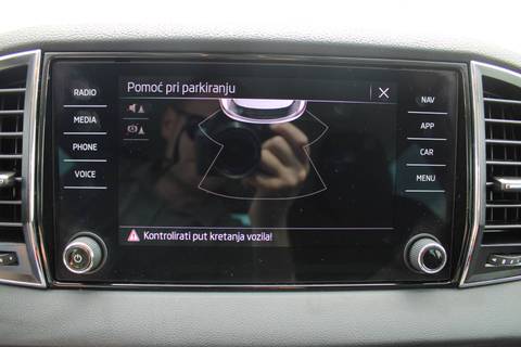 2023 Škoda Karoq — sličica 21