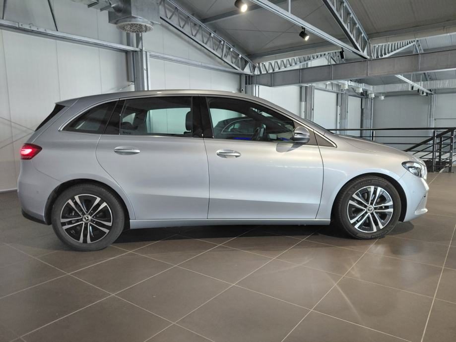 2025 Mercedes-Benz B-klasa Progressive — fotografija 3
