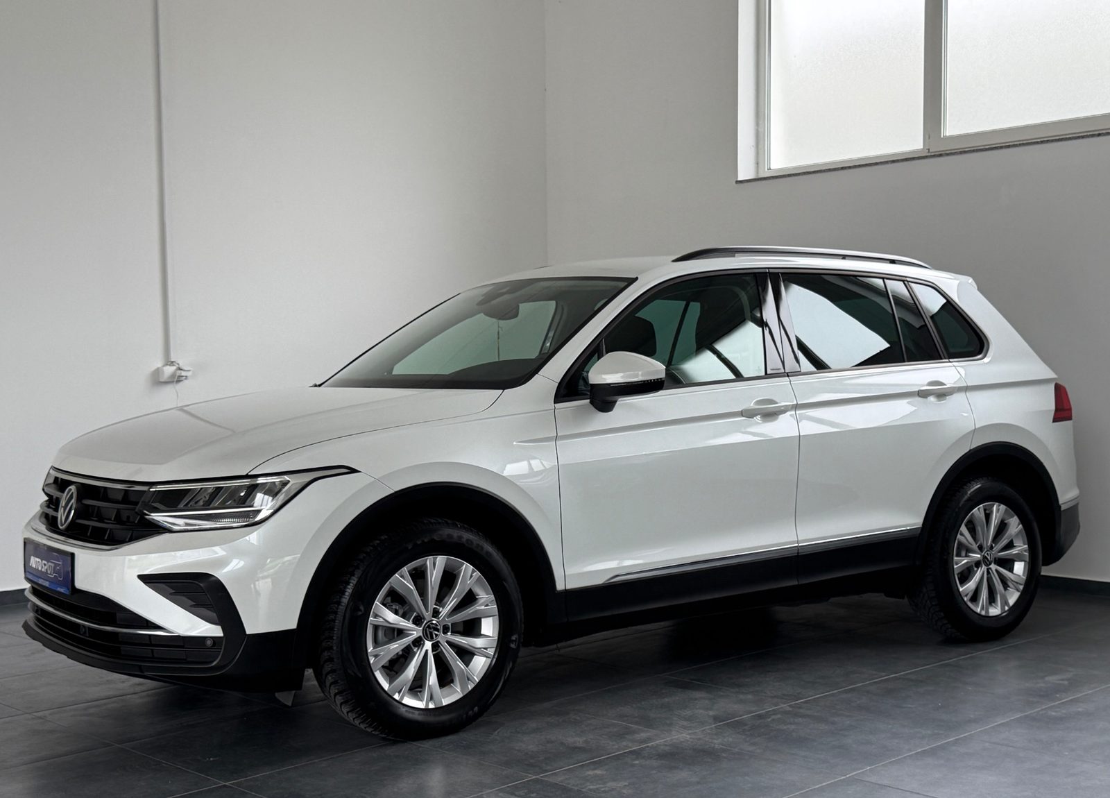 2021 Volkswagen Tiguan — fotografija 4