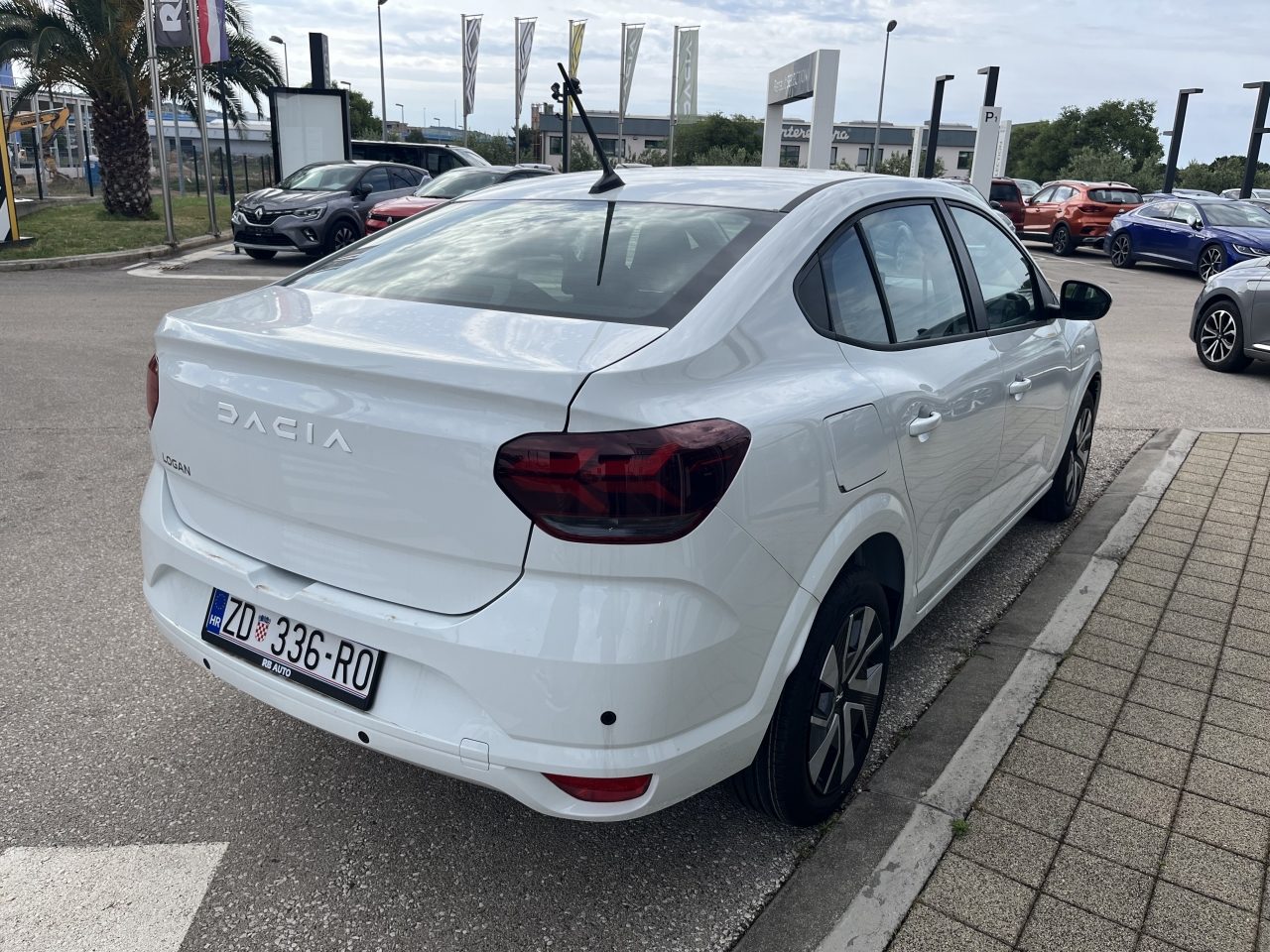 2026 Dacia Logan — fotografija 5