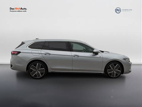 2025 Volkswagen Passat R-Line — sličica 7