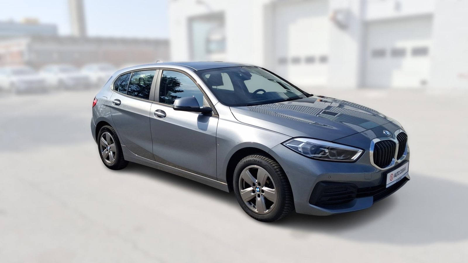 2022 BMW Serija 1 — fotografija 3