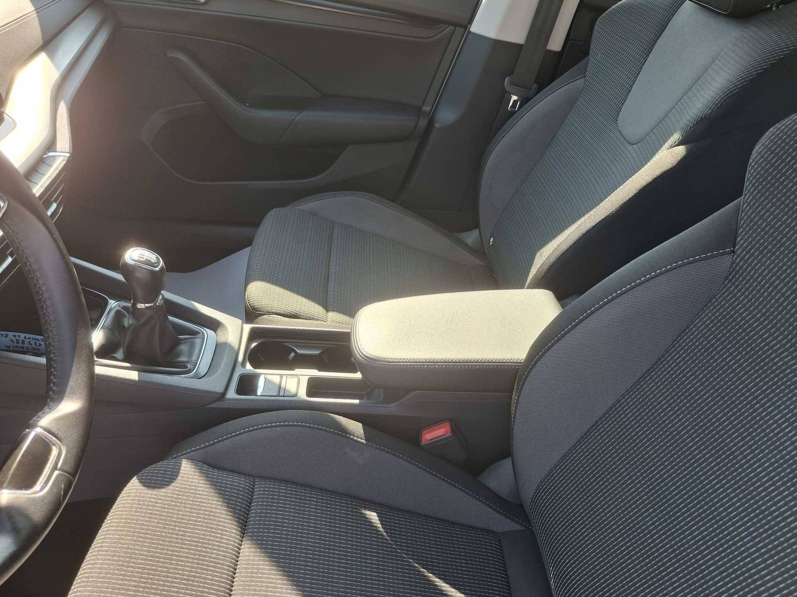 2021 Škoda Octavia — fotografija 18