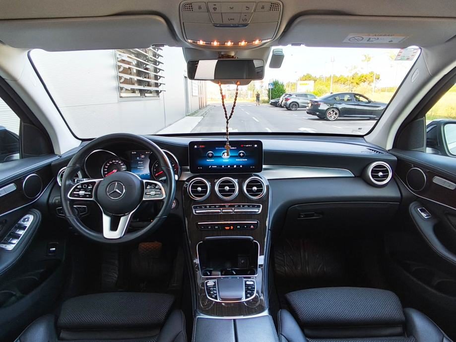 2020 Mercedes-Benz GLC — fotografija 18