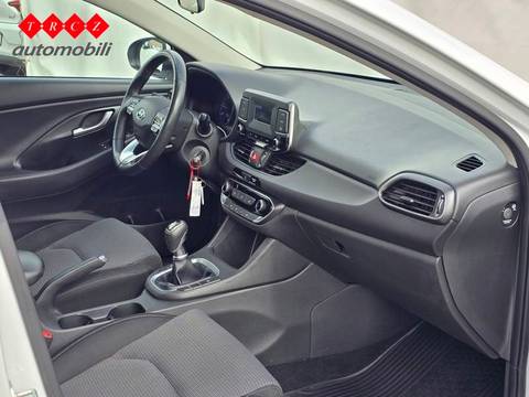 2021 Hyundai i30 — sličica 6