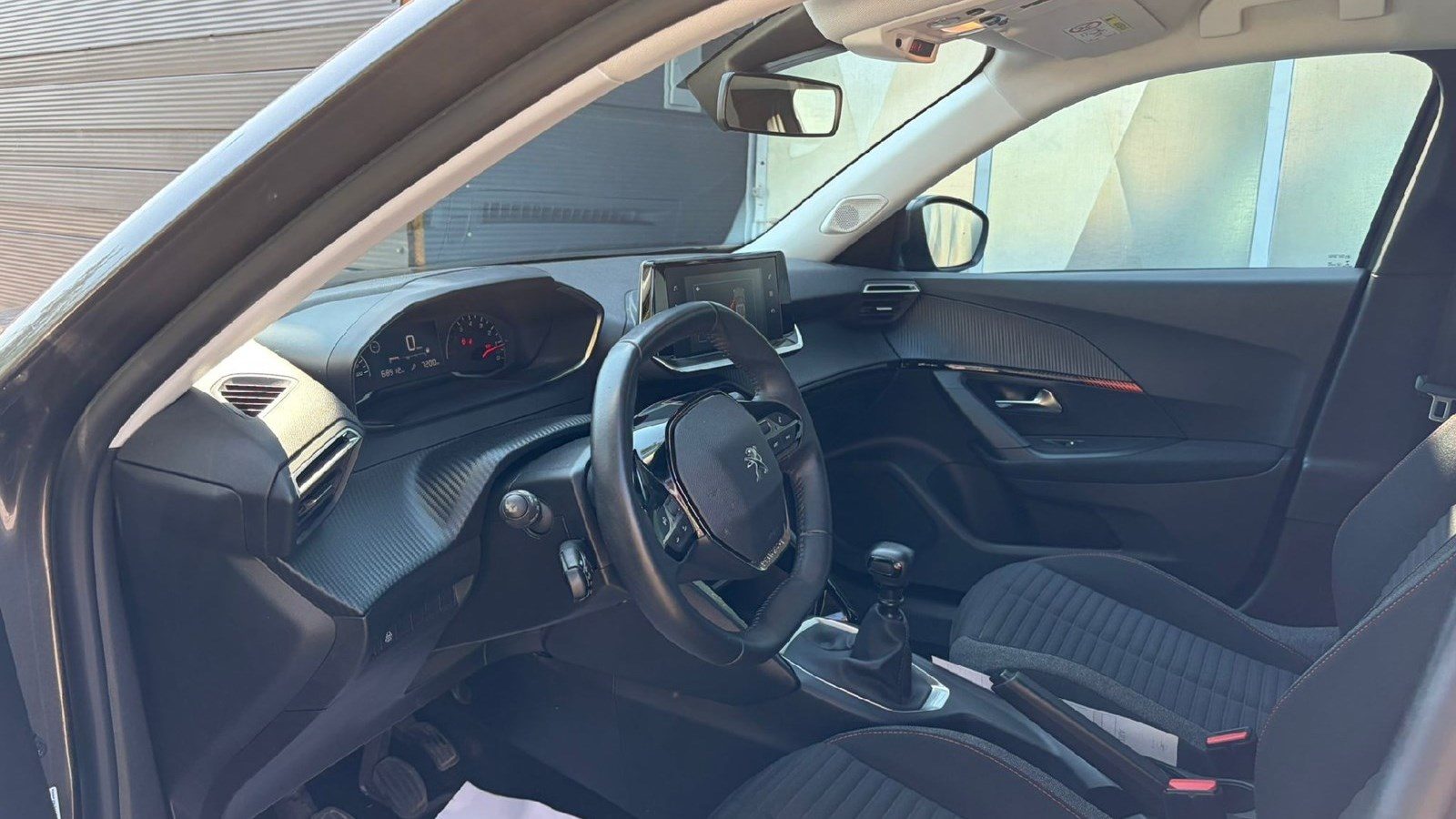 2022 Peugeot 2008 — fotografija 12