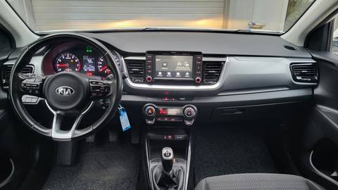2020 Kia Stonic — sličica 14