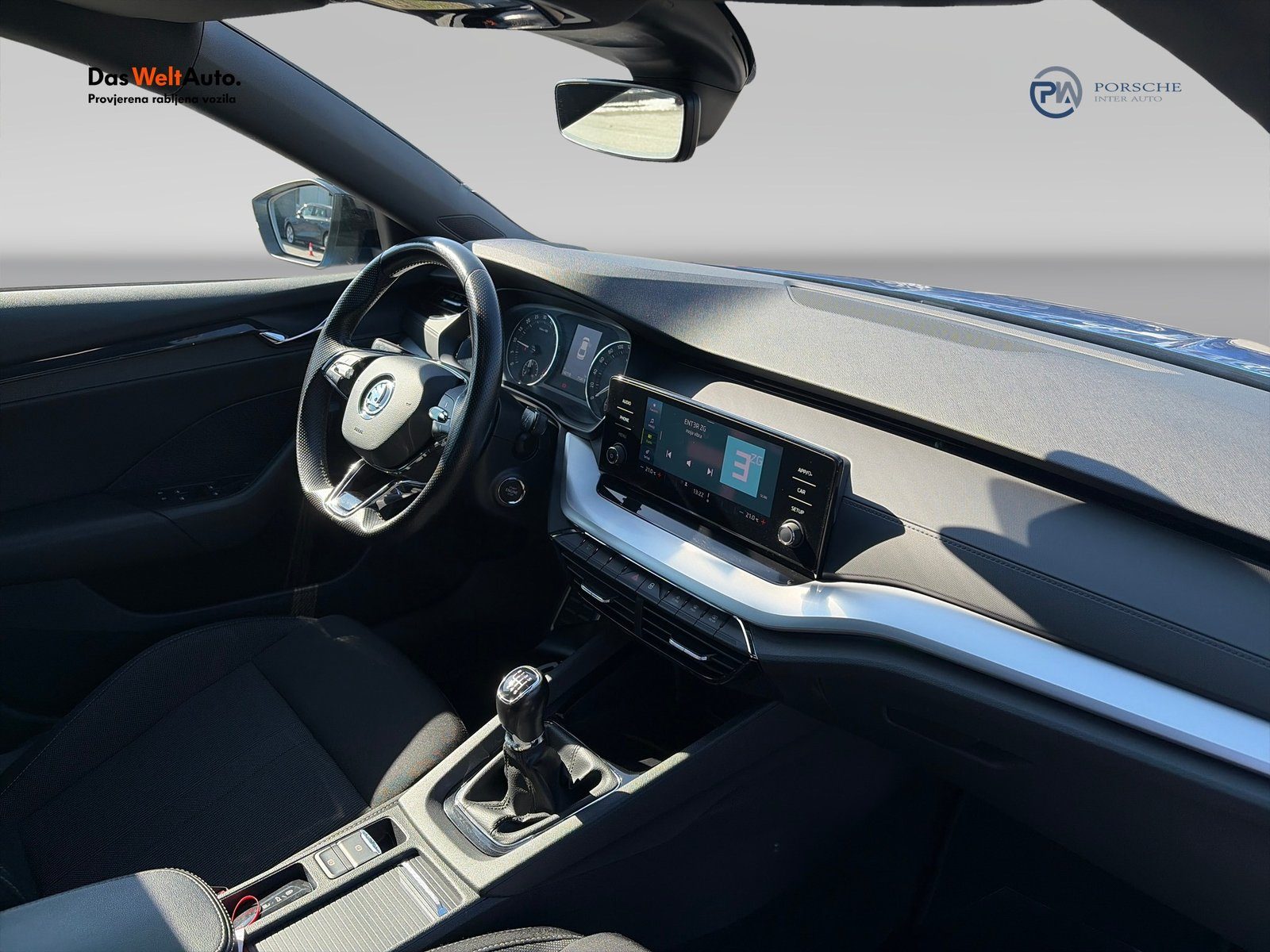 2021 Škoda Octavia — fotografija 13