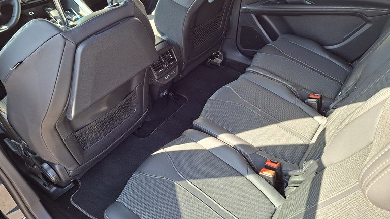 2023 Peugeot 5008 — fotografija 7