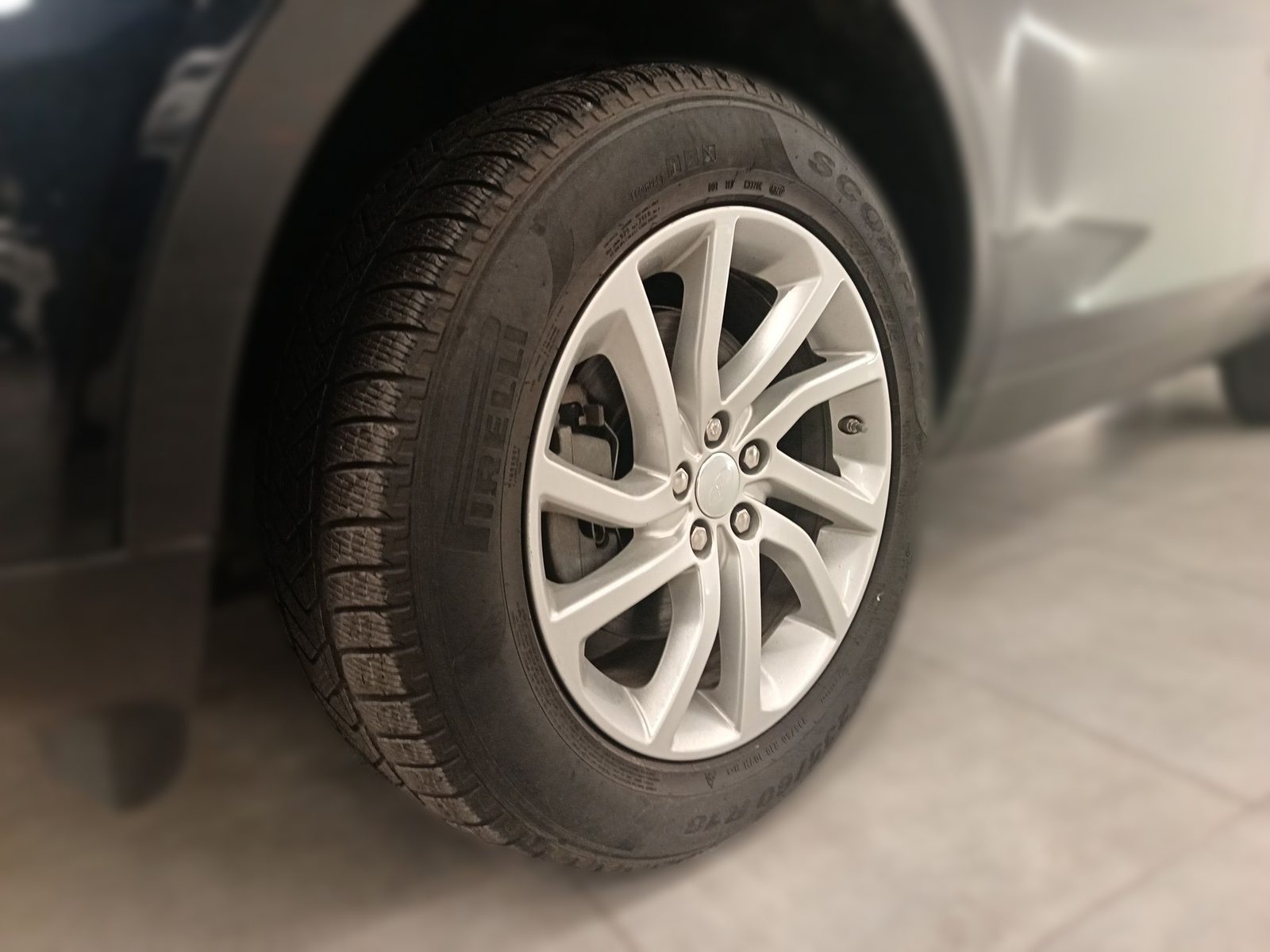 2019 Land Rover Discovery Sport — fotografija 11