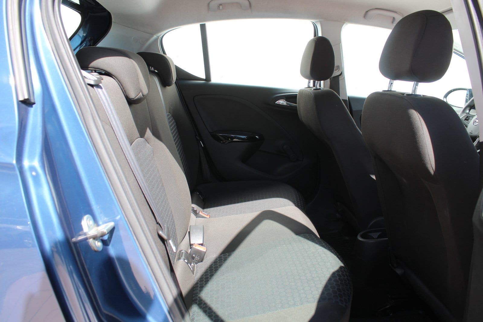 2015 Opel Corsa — fotografija 13