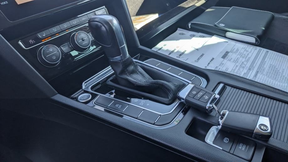 2017 Volkswagen Passat — fotografija 14