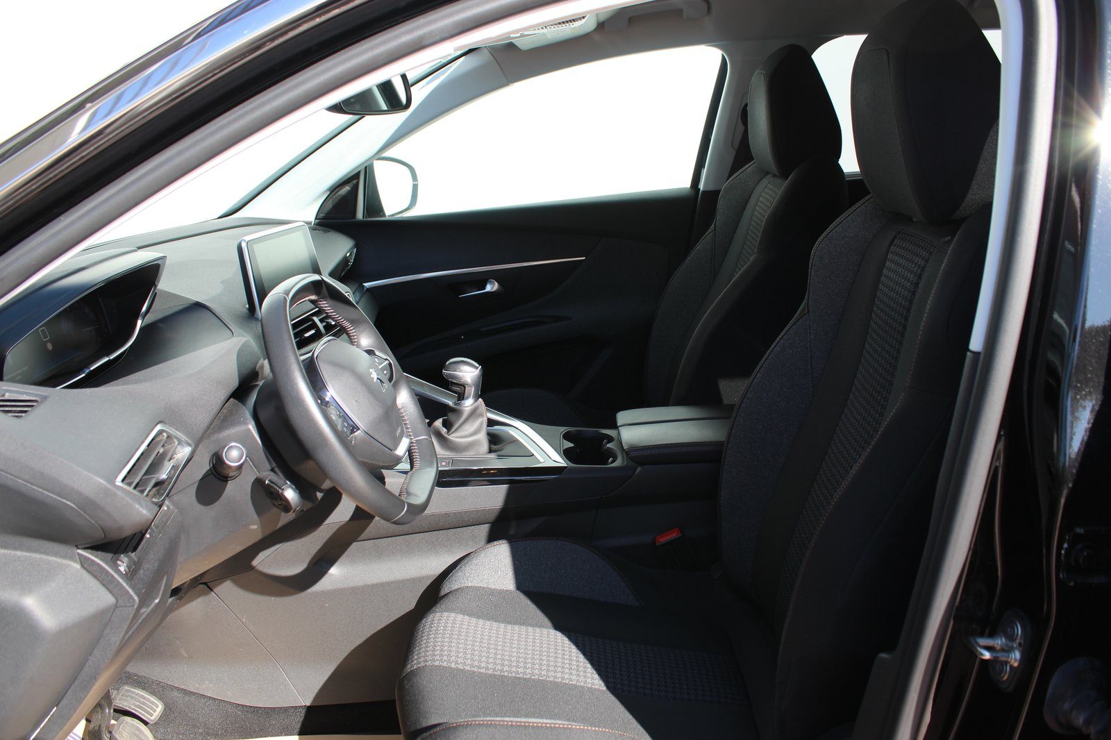 2020 Peugeot 5008 — fotografija 8