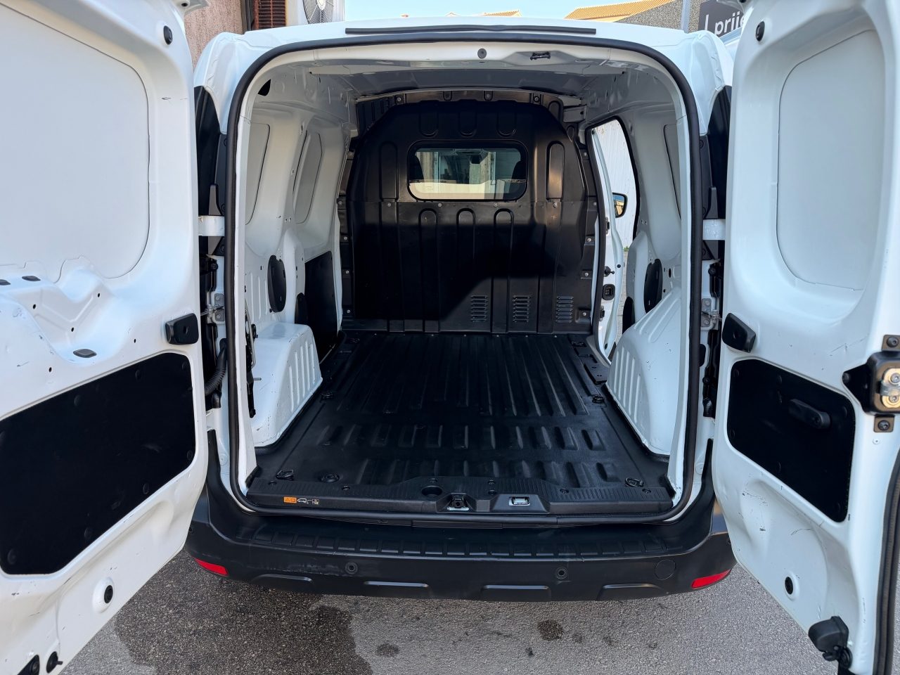 2022 Renault Express — fotografija 13
