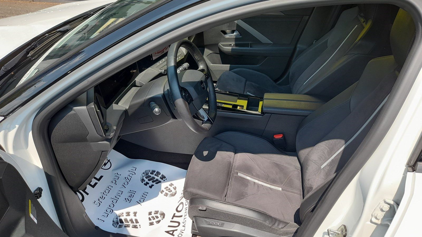 Opel Astra — fotografija 15