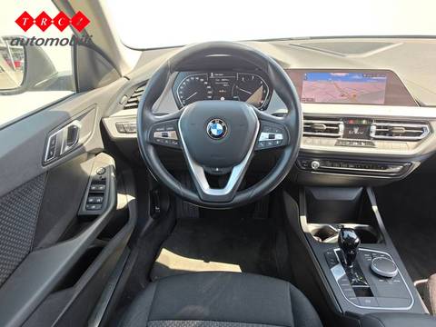 2022 BMW Serija 2 — sličica 9