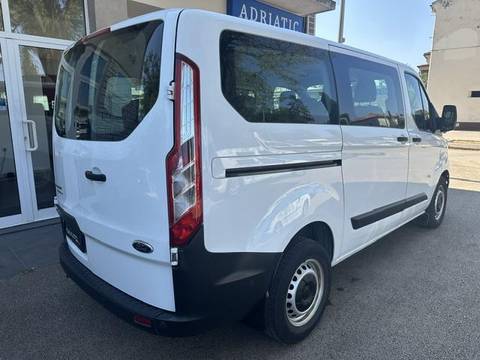 2023 Ford Transit — sličica 3