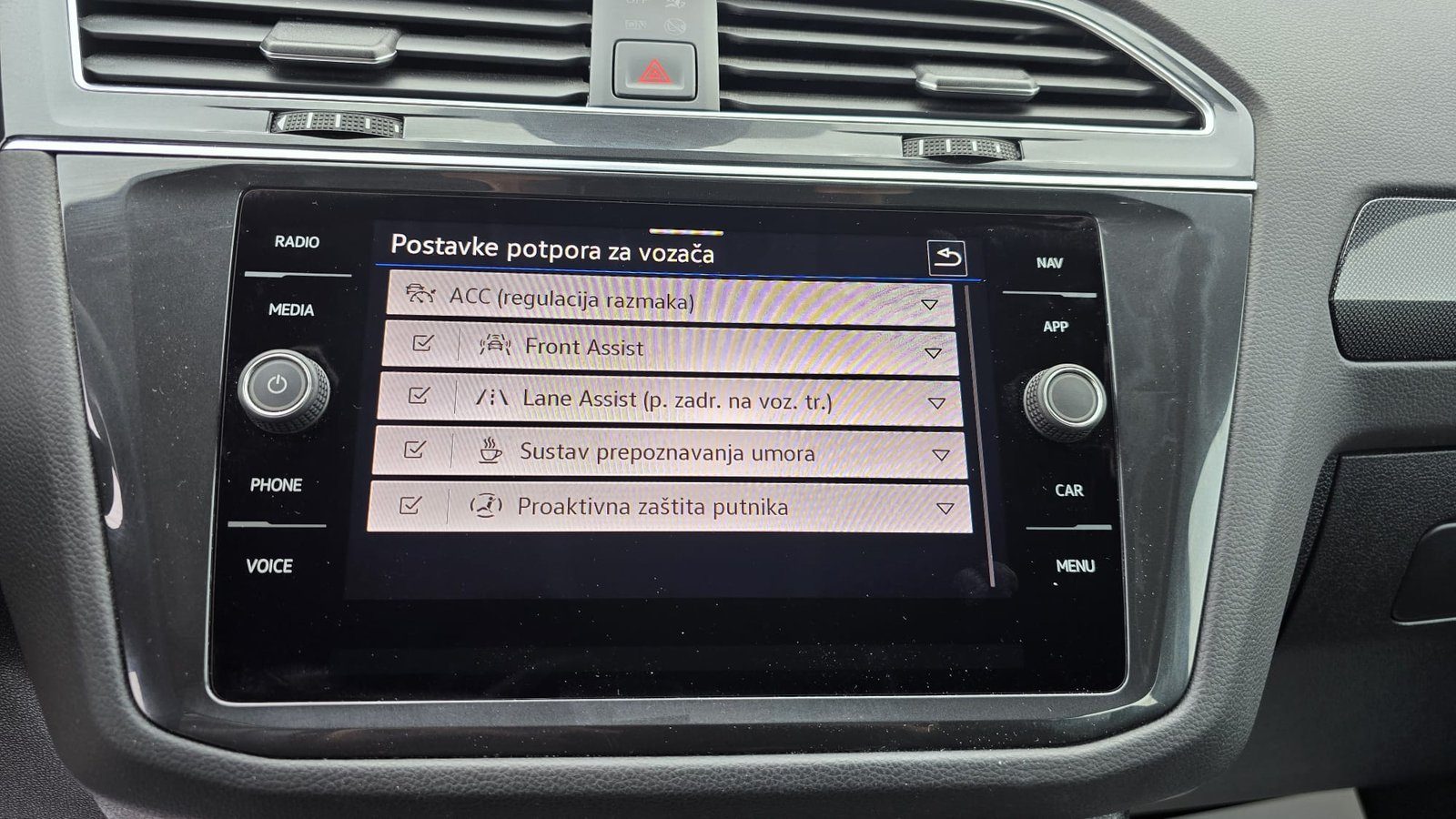 2023 Volkswagen Tiguan — fotografija 19