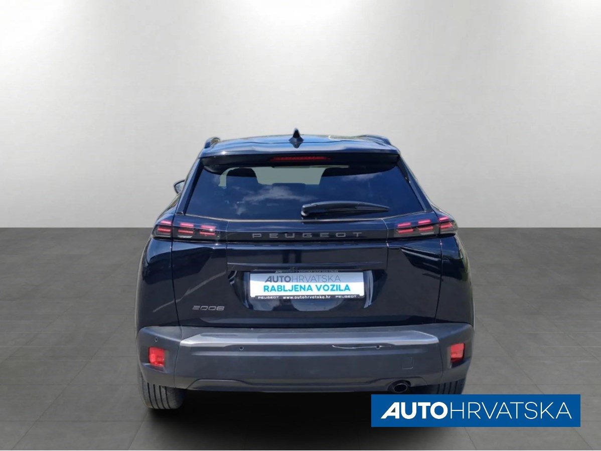 2025 Peugeot 2008 — fotografija 6