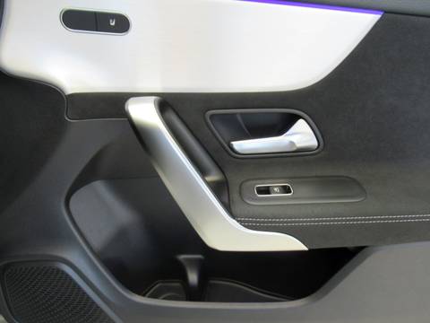2025 Mercedes-Benz CLA — sličica 11