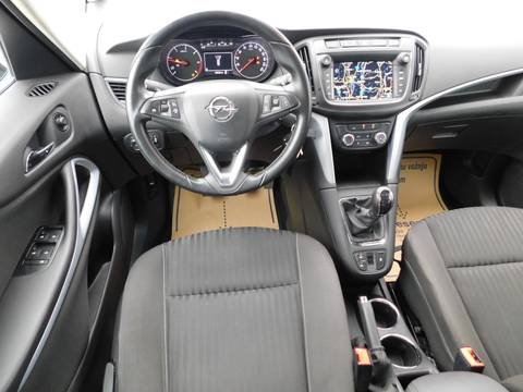 2017 Opel Zafira — sličica 9