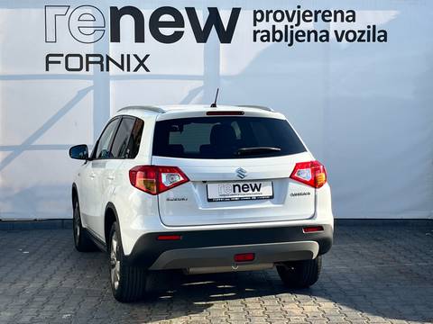 2016 Suzuki Vitara — sličica 4