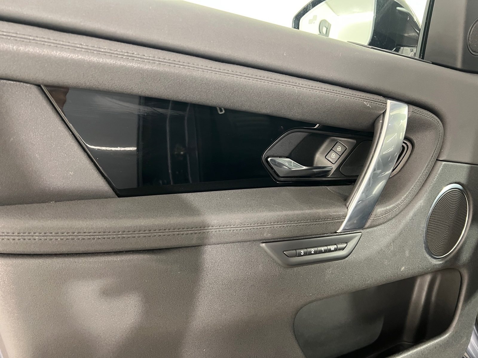 2022 Land Rover Discovery Sport — fotografija 14