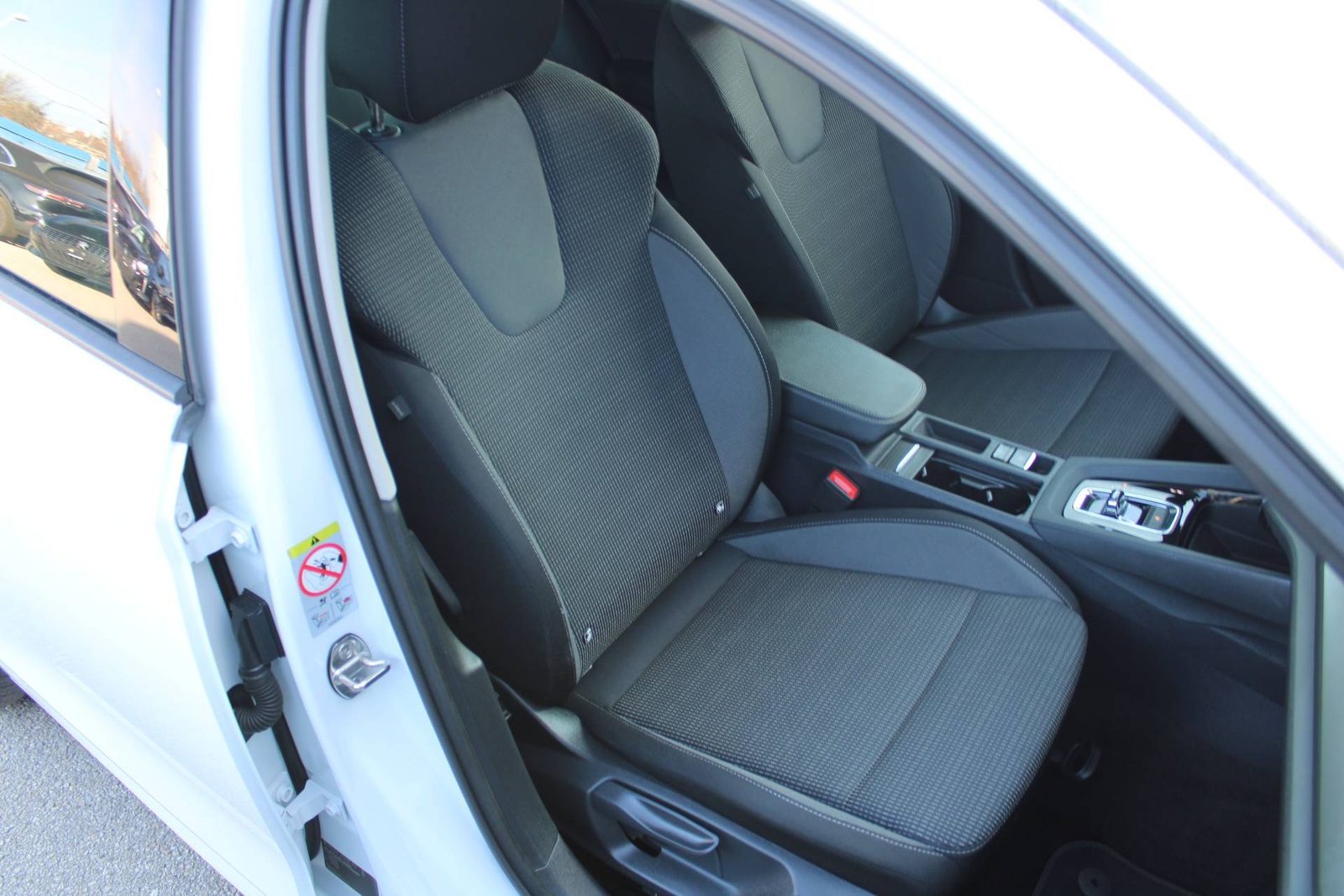 2023 Škoda Octavia Combi — fotografija 12