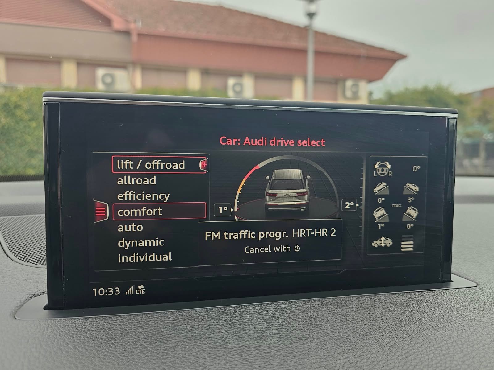 2017 Audi Q7 — fotografija 21