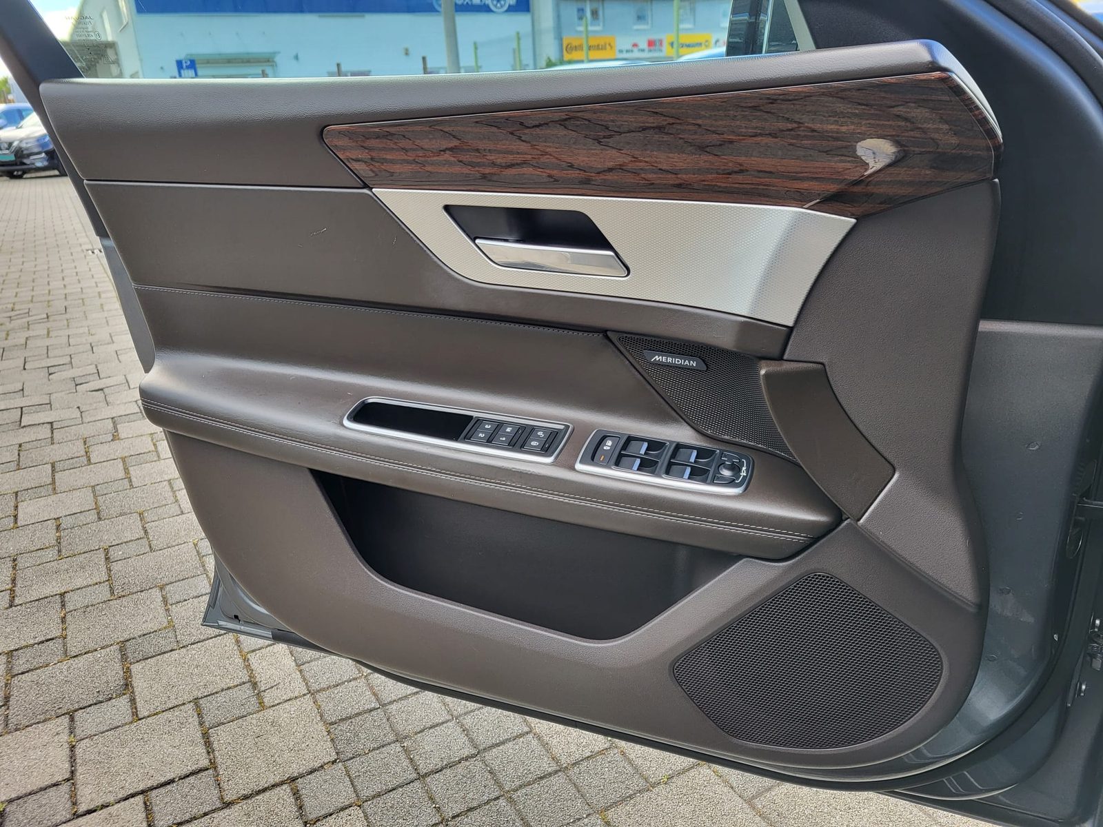 2015 Jaguar XF — fotografija 21