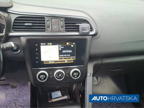 2021 Renault Kadjar — sličica 16
