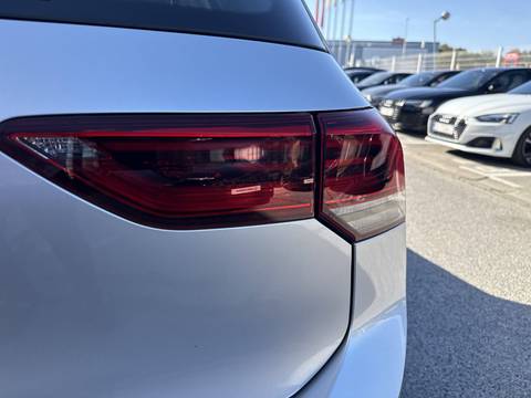 2024 Volkswagen Golf — sličica 15