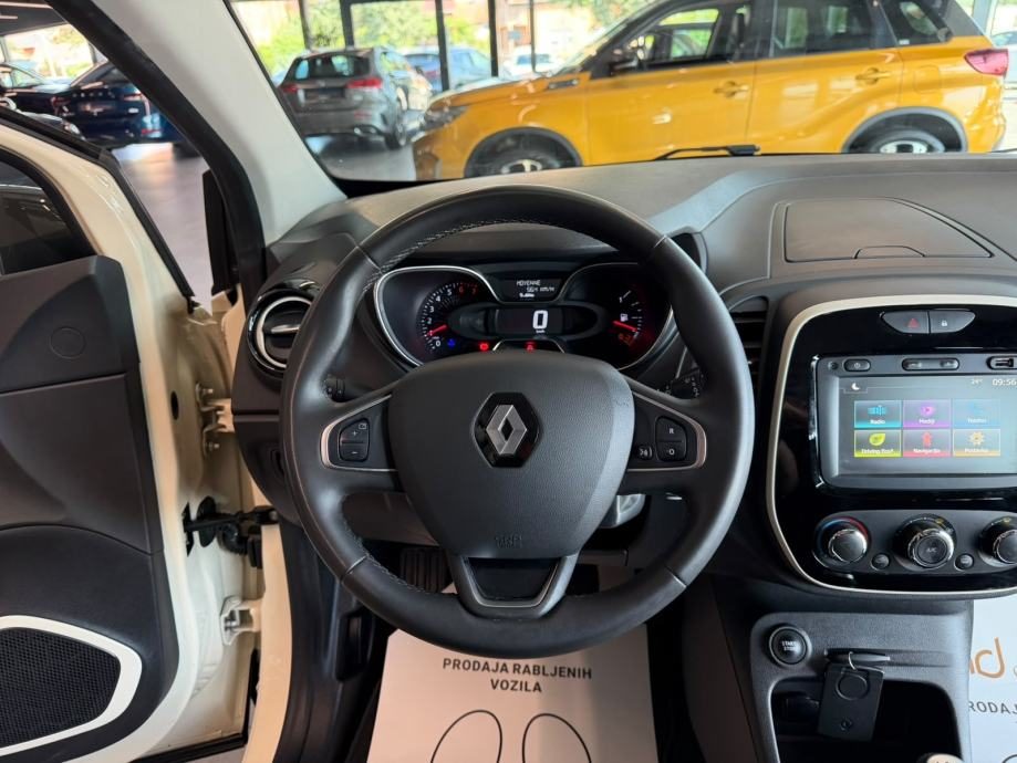2019 Renault Captur — fotografija 18