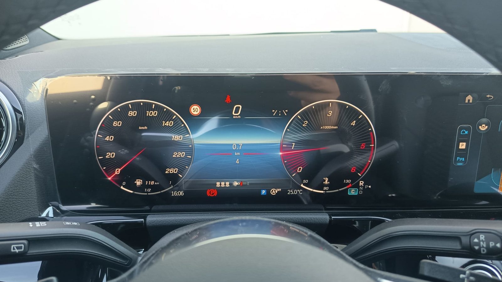 2026 Mercedes-Benz GLA — fotografija 11