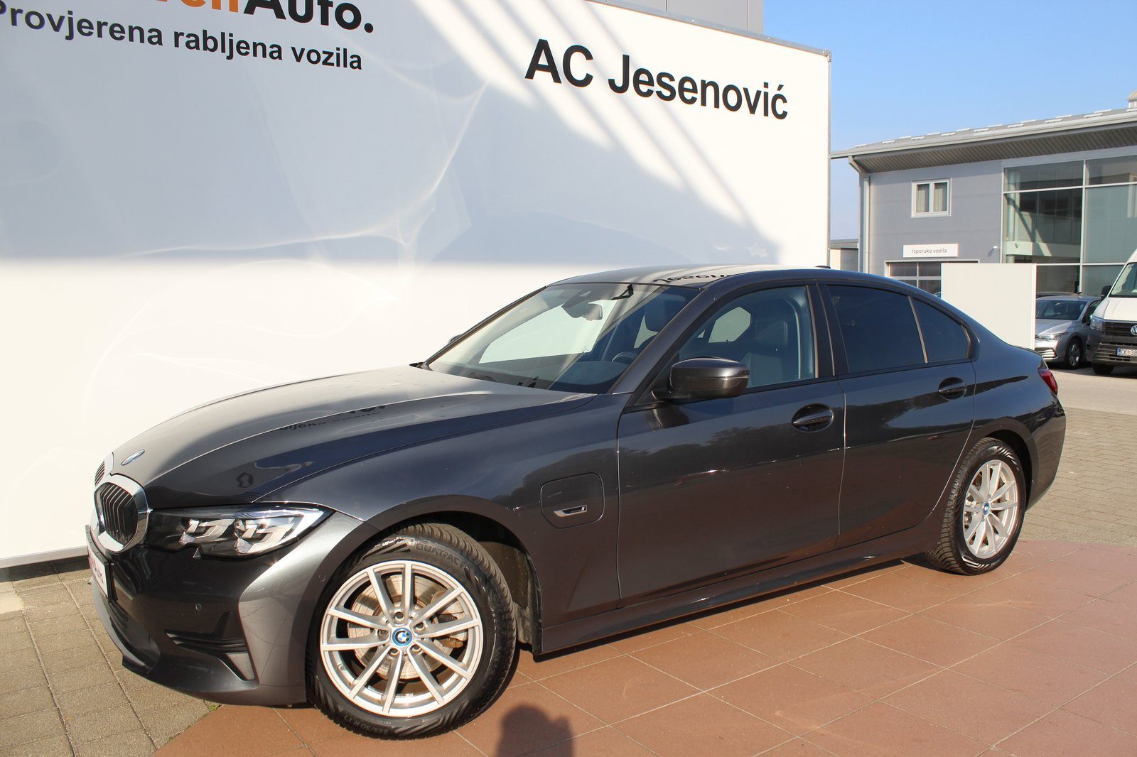 2022 BMW Serija 3 — fotografija 5