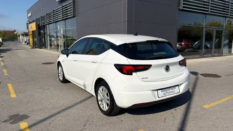 2021 Opel Astra — sličica 5