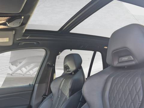 2023 BMW X5 — sličica 16