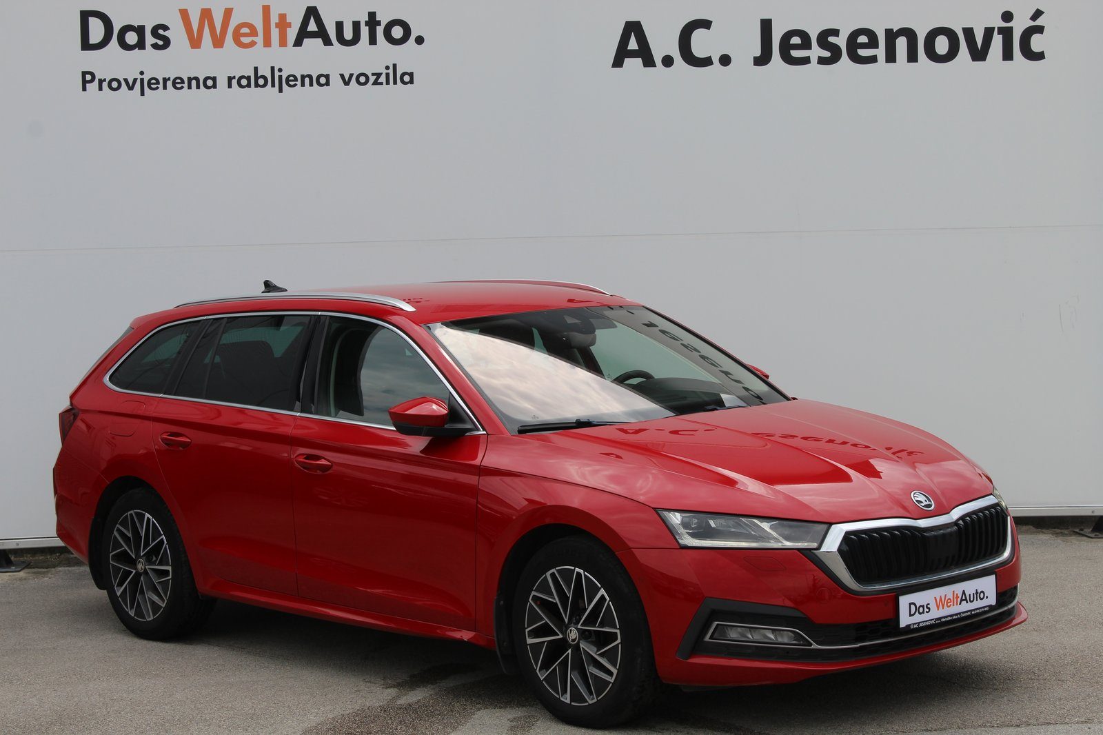 2022 Škoda Octavia Combi — fotografija 3
