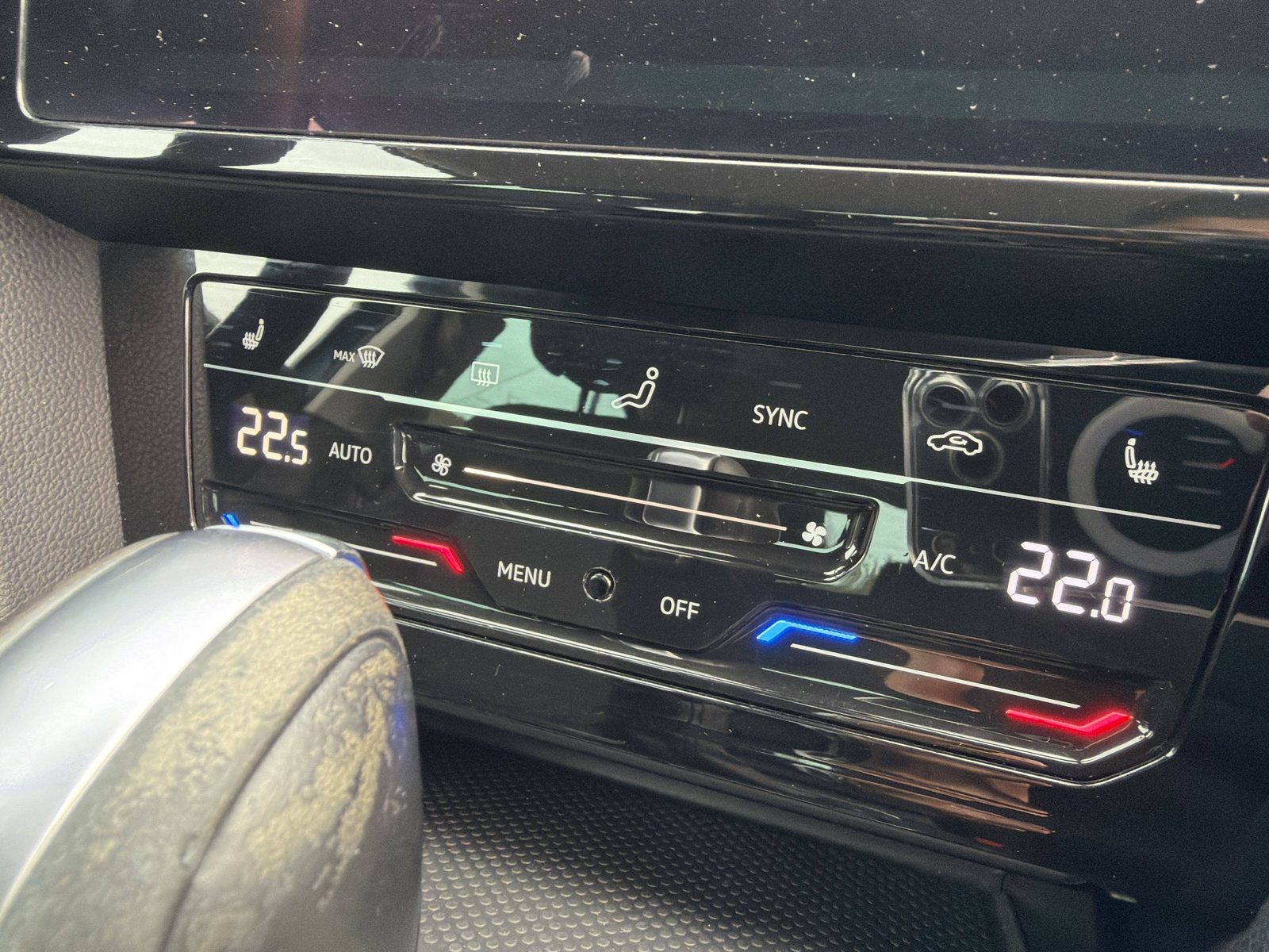 2021 Volkswagen Passat — fotografija 24