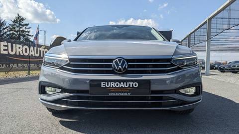 2023 Volkswagen Passat — sličica 2