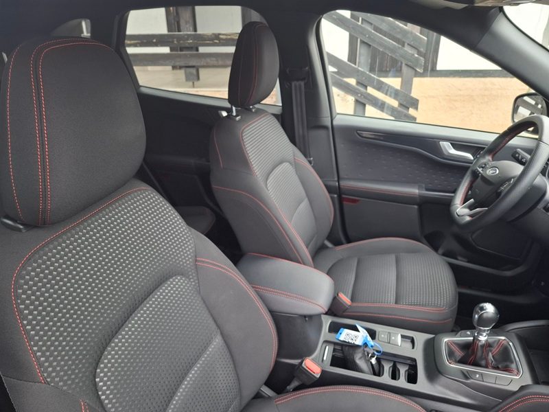 2020 Ford Kuga — fotografija 8