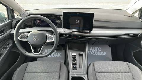 2025 Volkswagen Golf — sličica 11