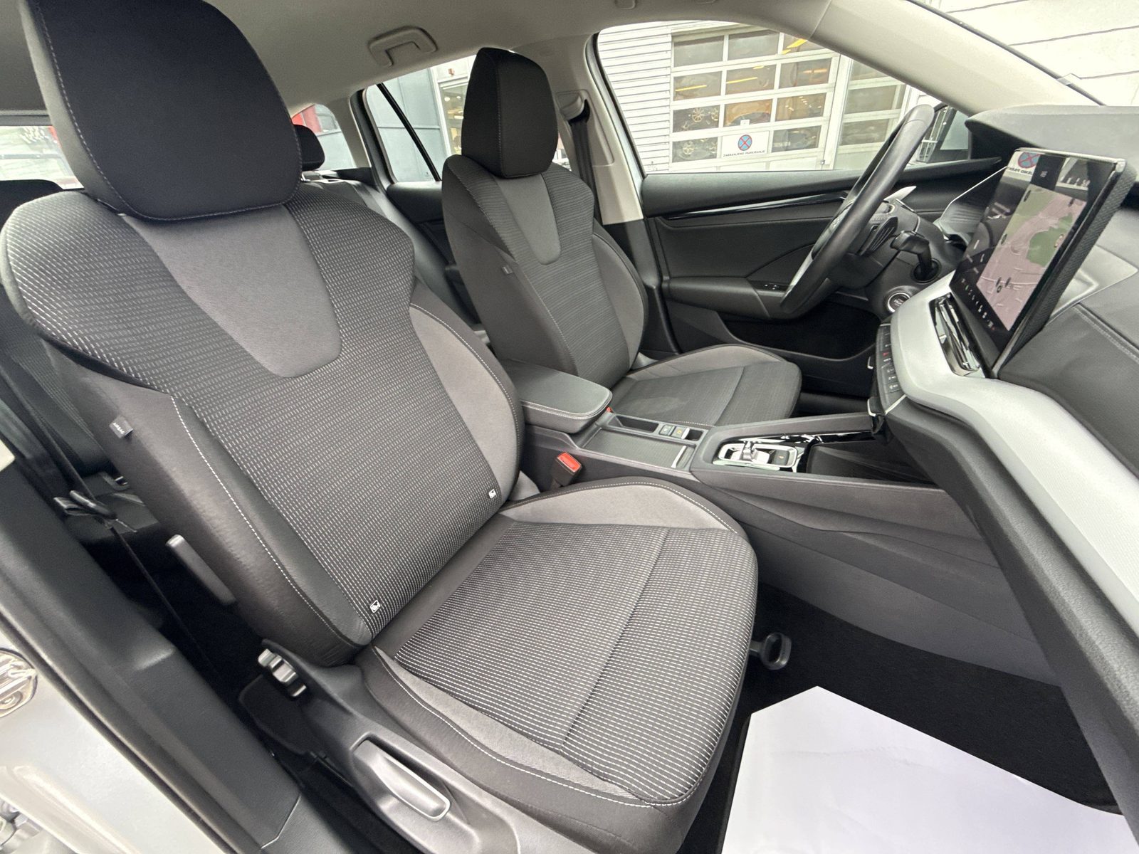 2024 Škoda Octavia Combi — fotografija 23