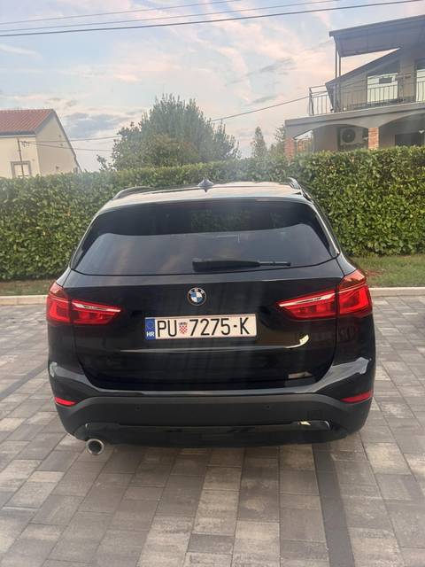 2022 BMW X1 — sličica 5