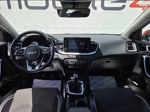 2023 Kia XCeed — sličica 10